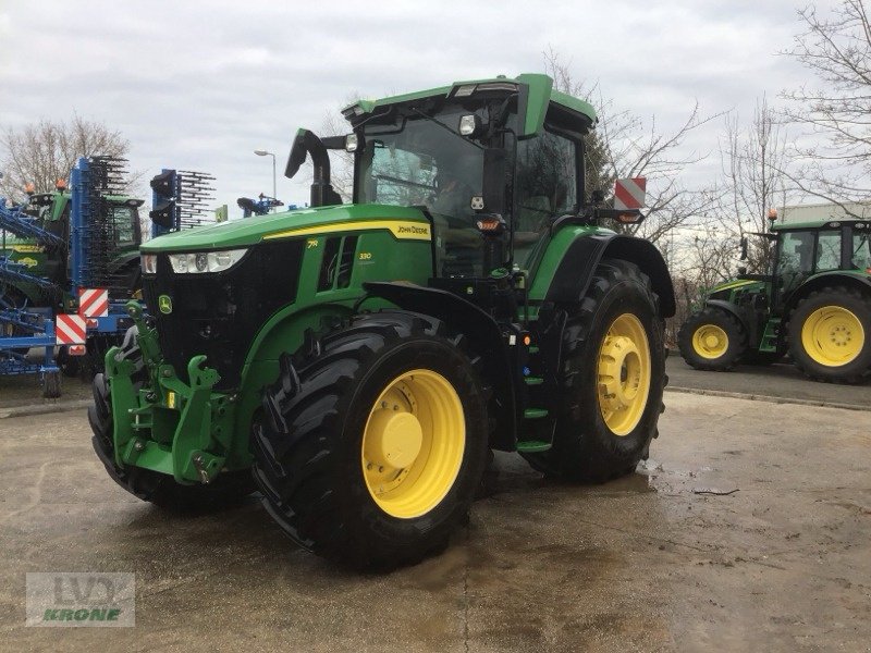 Traktor типа John Deere 7R 330, Gebrauchtmaschine в Zorbau (Фотография 1)