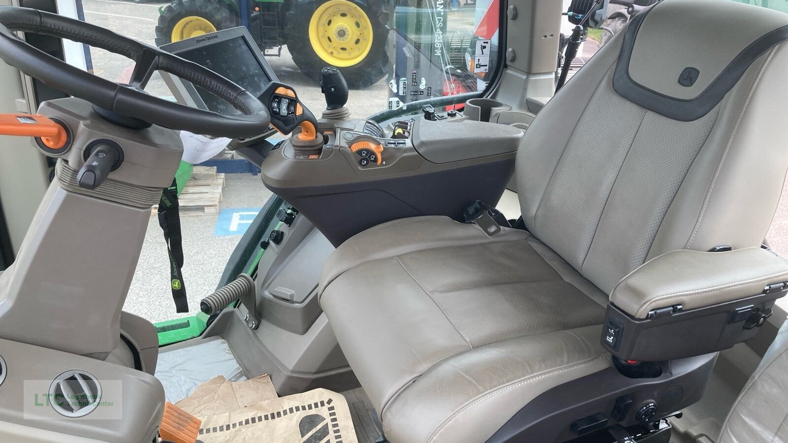 Traktor του τύπου John Deere 7R 330, Vorführmaschine σε Eggendorf (Φωτογραφία 5)