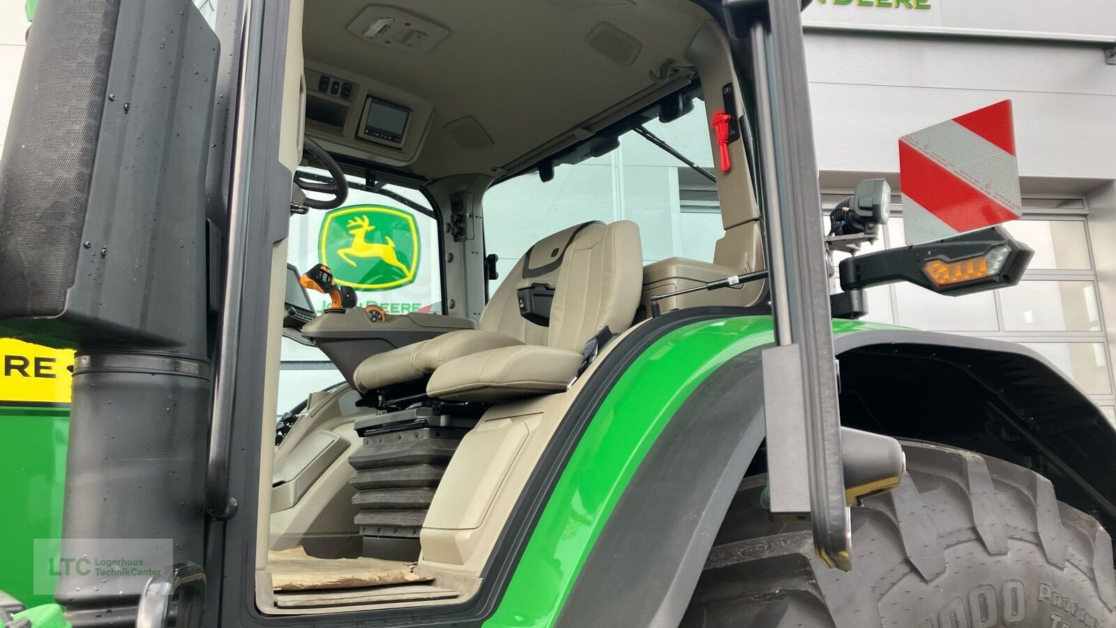 Traktor του τύπου John Deere 7R 330, Neumaschine σε Redlham (Φωτογραφία 5)