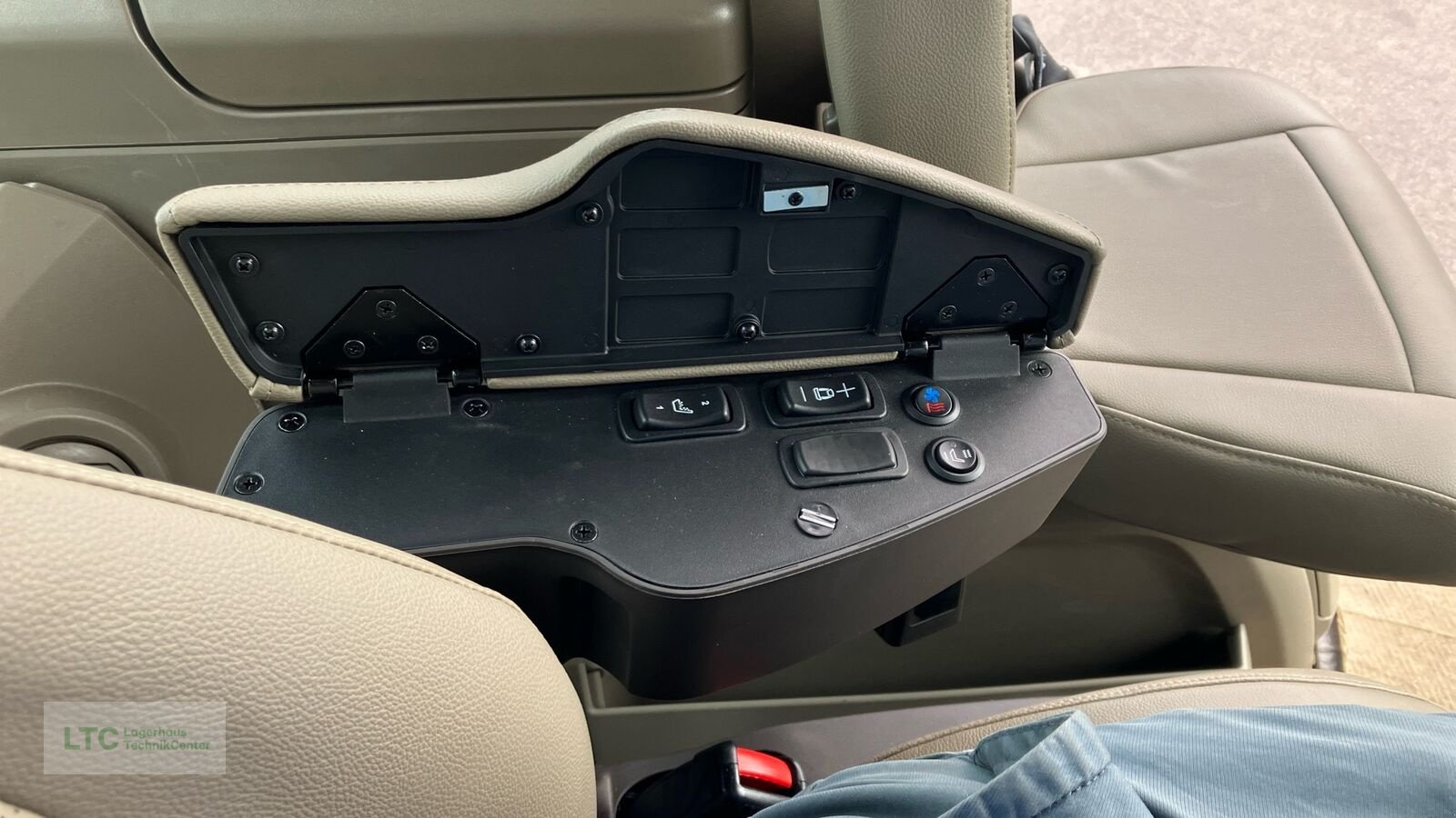 Traktor του τύπου John Deere 7R 330, Neumaschine σε Redlham (Φωτογραφία 21)