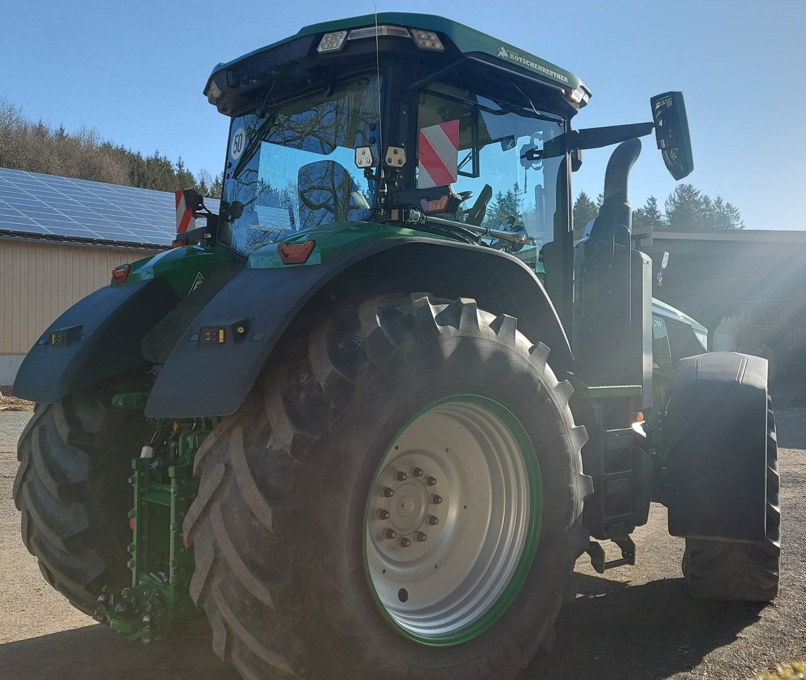 Traktor des Typs John Deere 7R 330, Gebrauchtmaschine in Kupferberg (Bild 3)