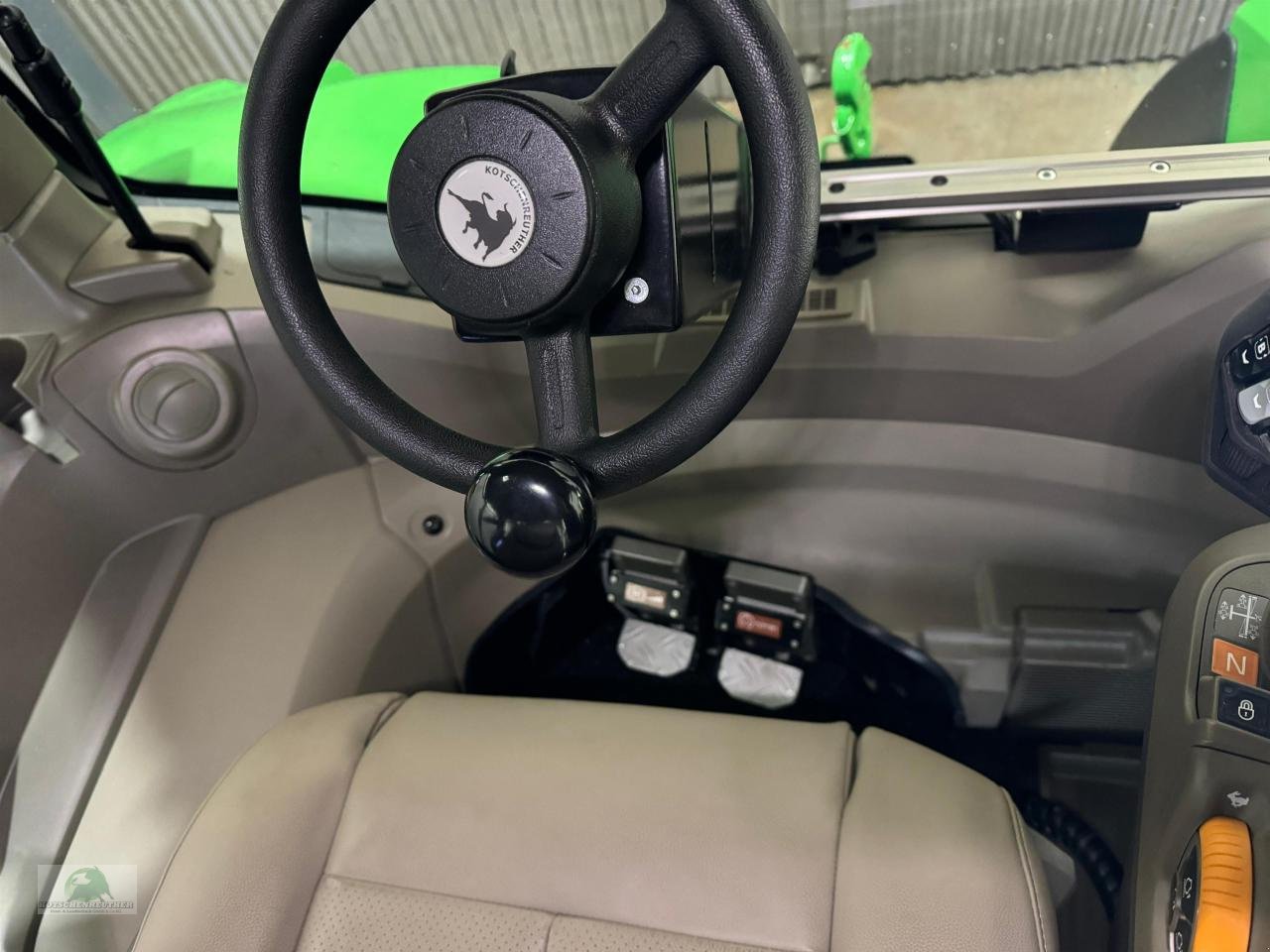 Traktor van het type John Deere 7R 350 - Rückfahreinrichtung, Neumaschine in Münchberg (Foto 10)