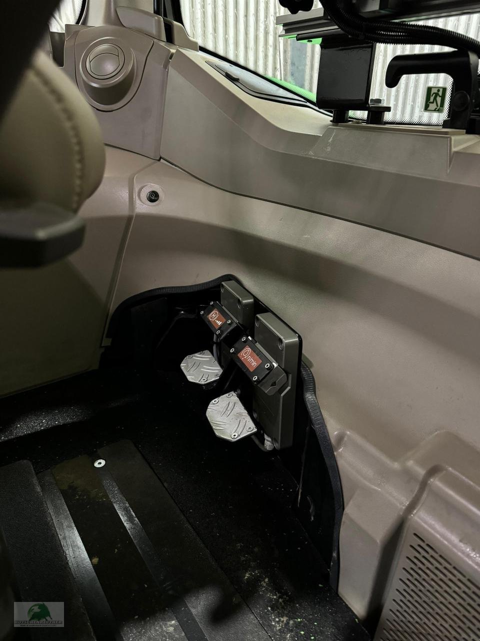 Traktor van het type John Deere 7R 350 - Rückfahreinrichtung, Neumaschine in Münchberg (Foto 11)