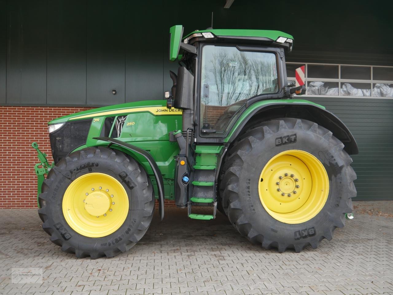 Traktor от тип John Deere 7R250 Gen2 AP *neu bereift*, Gebrauchtmaschine в Borken (Снимка 4)