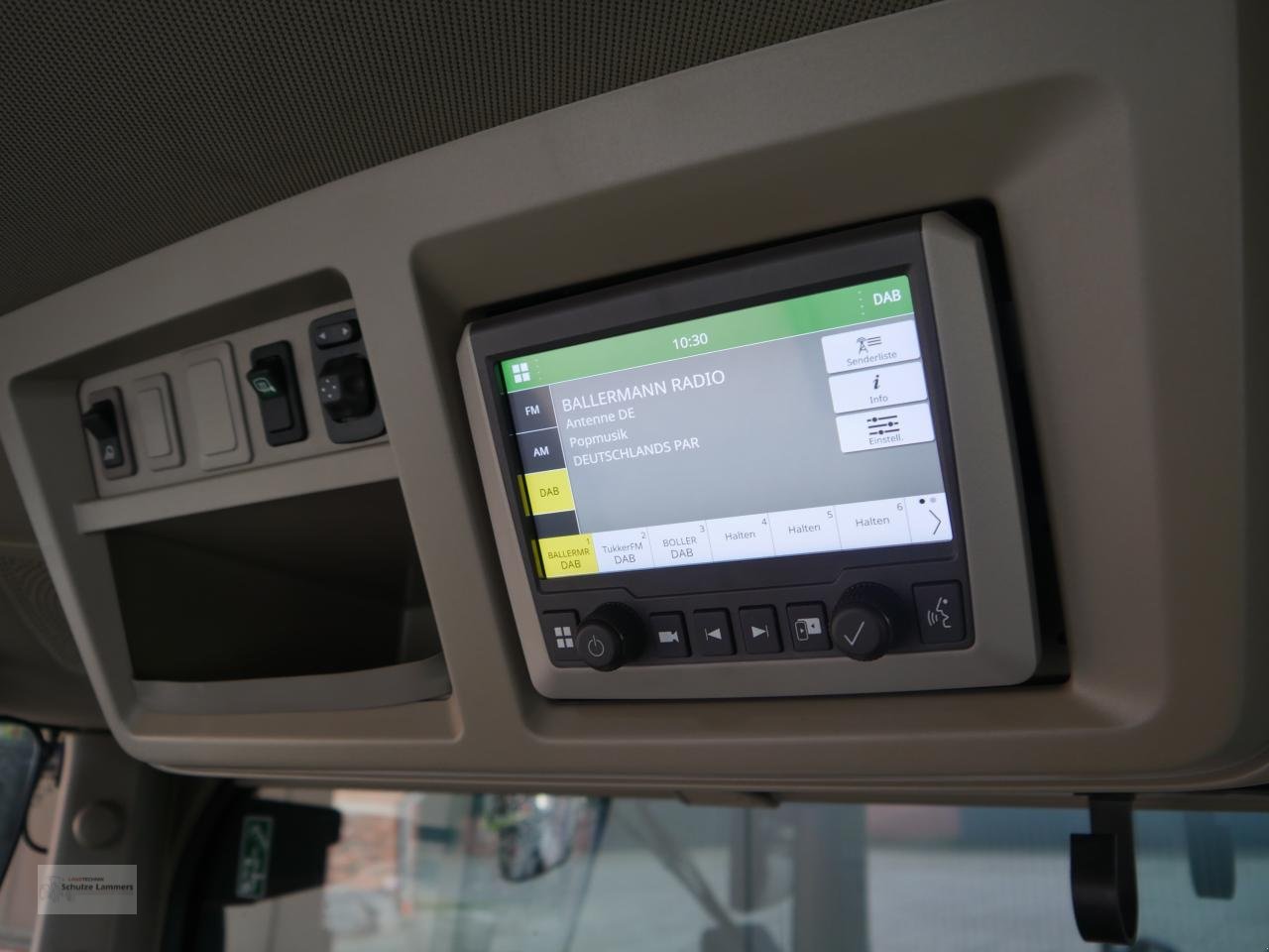 Traktor от тип John Deere 7R250 Gen2 AP *neu bereift*, Gebrauchtmaschine в Borken (Снимка 14)