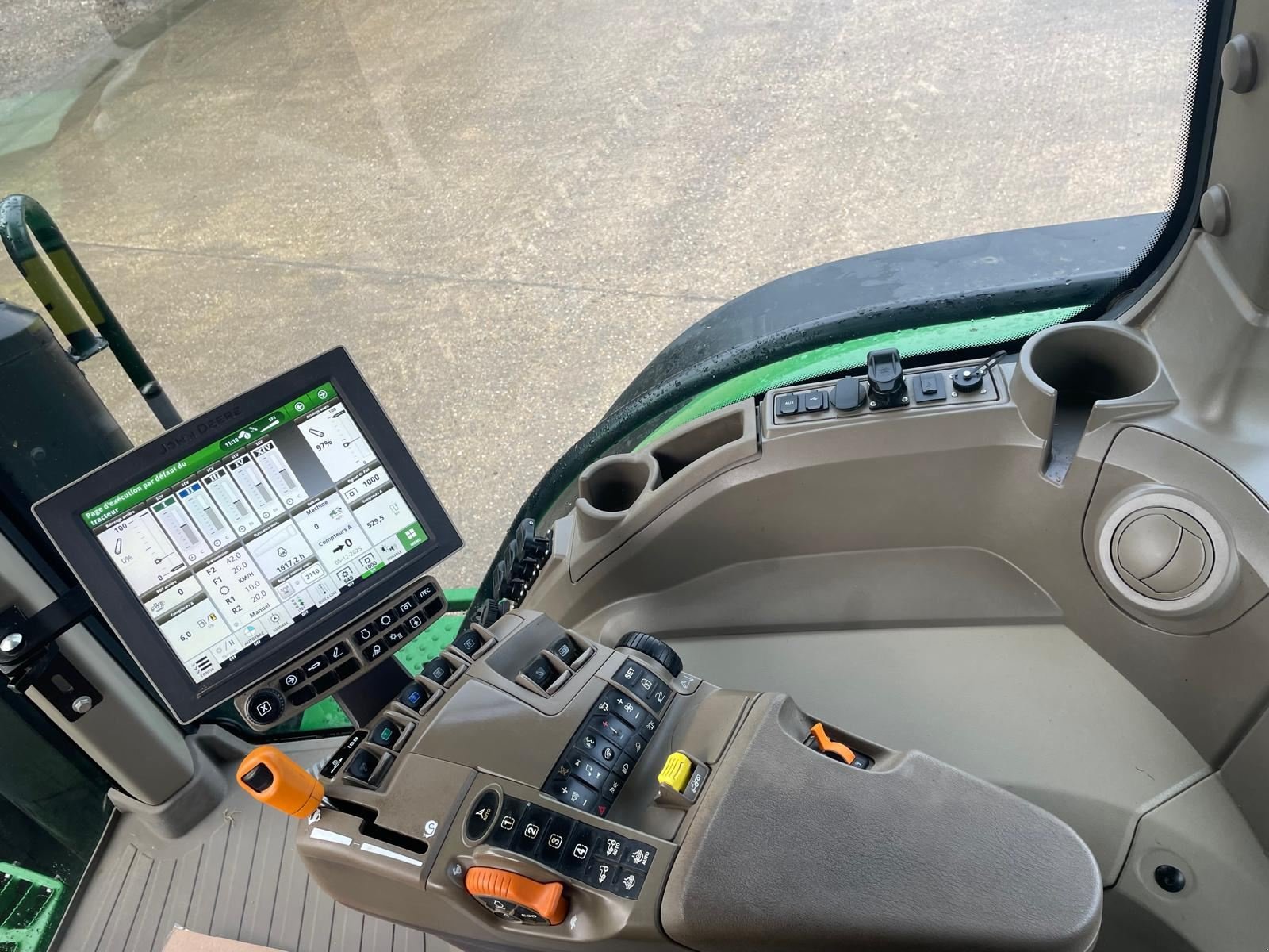 Traktor типа John Deere 7R250, Gebrauchtmaschine в BOSC LE HARD (Фотография 9)