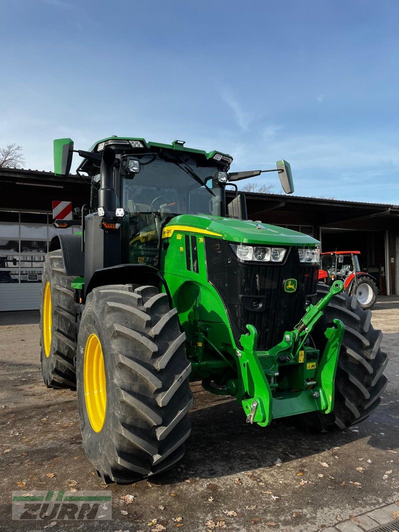 Traktor of the type John Deere 7R310 e23, Neumaschine in Schöntal-Westernhausen (Picture 2)