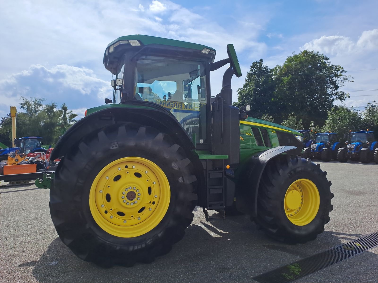 Traktor typu John Deere 7R.330 AutoPowr, Gebrauchtmaschine v Burgkirchen (Obrázek 7)