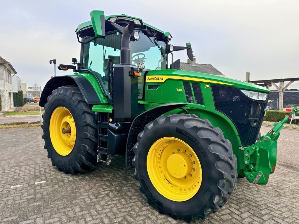 Traktor van het type John Deere 7R330 Gen 2 Autopowr, Gebrauchtmaschine in Boekel (Foto 4)