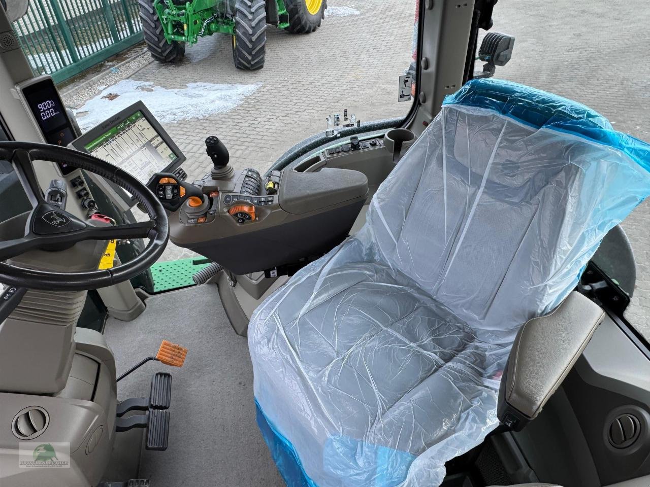 Traktor типа John Deere 7R330, Gebrauchtmaschine в Münchberg (Фотография 8)