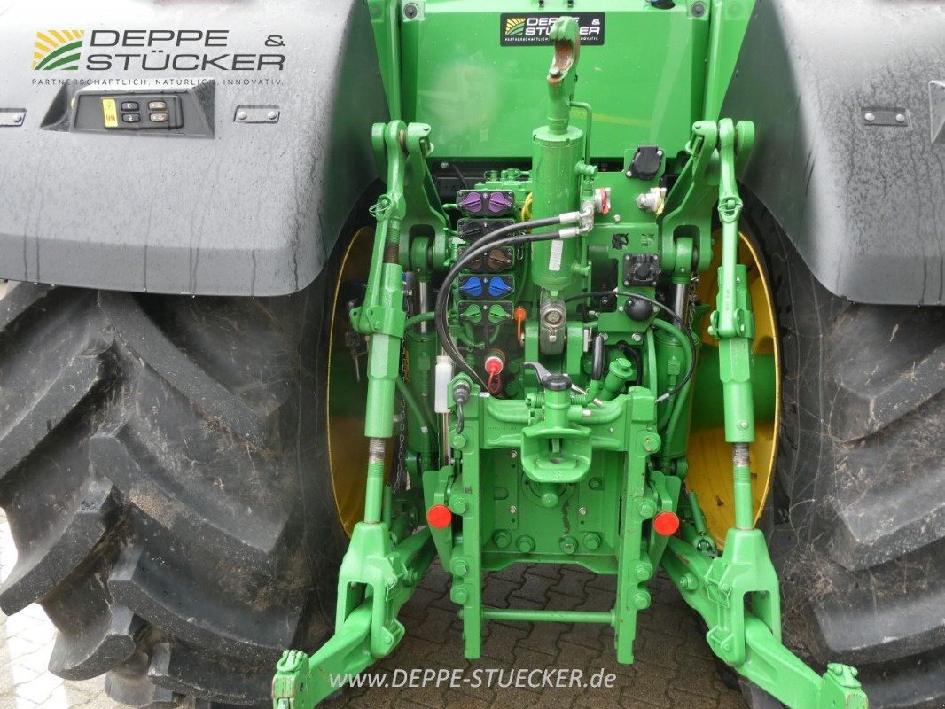 Traktor des Typs John Deere 7R330, Gebrauchtmaschine in Lauterberg/Barbis (Bild 5)