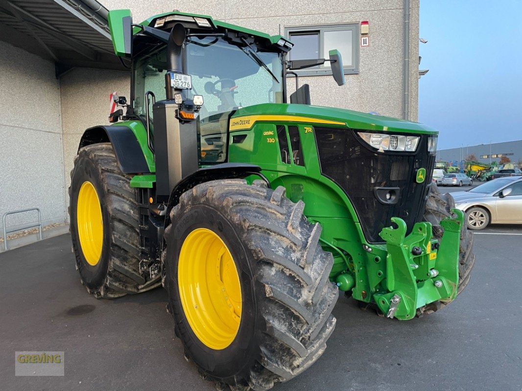 Traktor typu John Deere 7R330, Gebrauchtmaschine v Euskirchen (Obrázek 4)