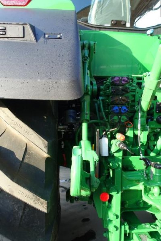 Traktor des Typs John Deere 7R350 IVT CommanPro Frontlift, Gebrauchtmaschine in Sorée (Bild 9)