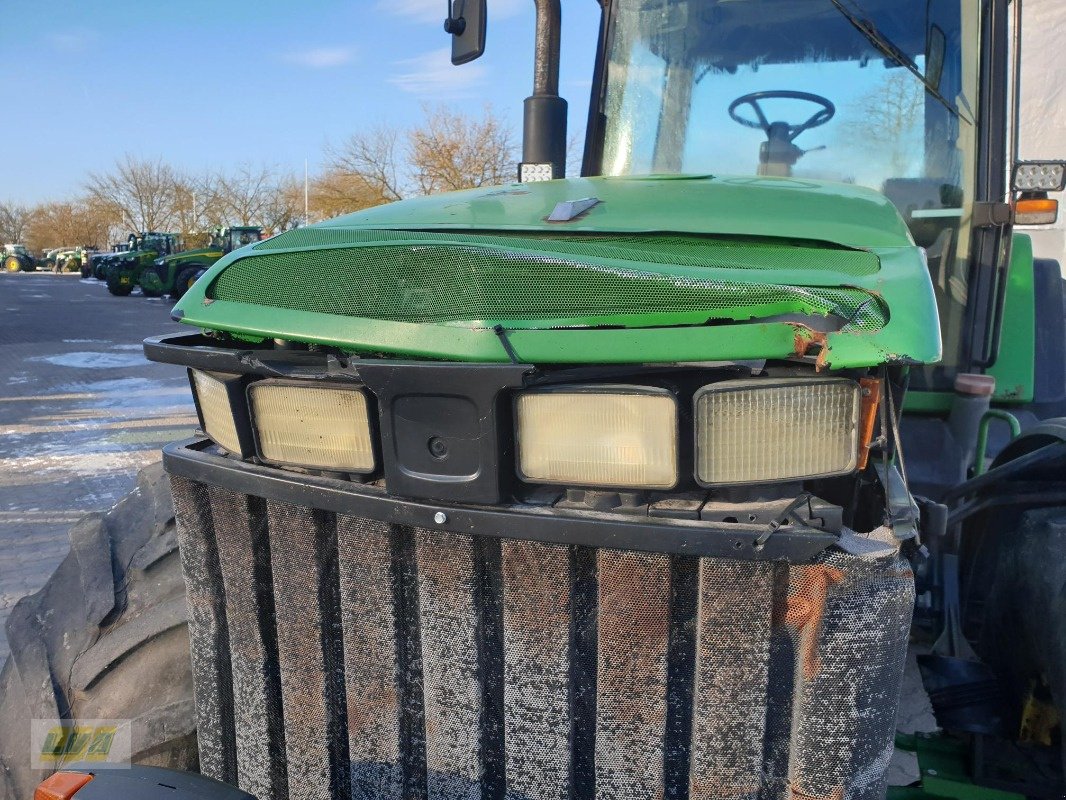 Traktor des Typs John Deere 8100, Gebrauchtmaschine in Schenkenberg (Bild 10)