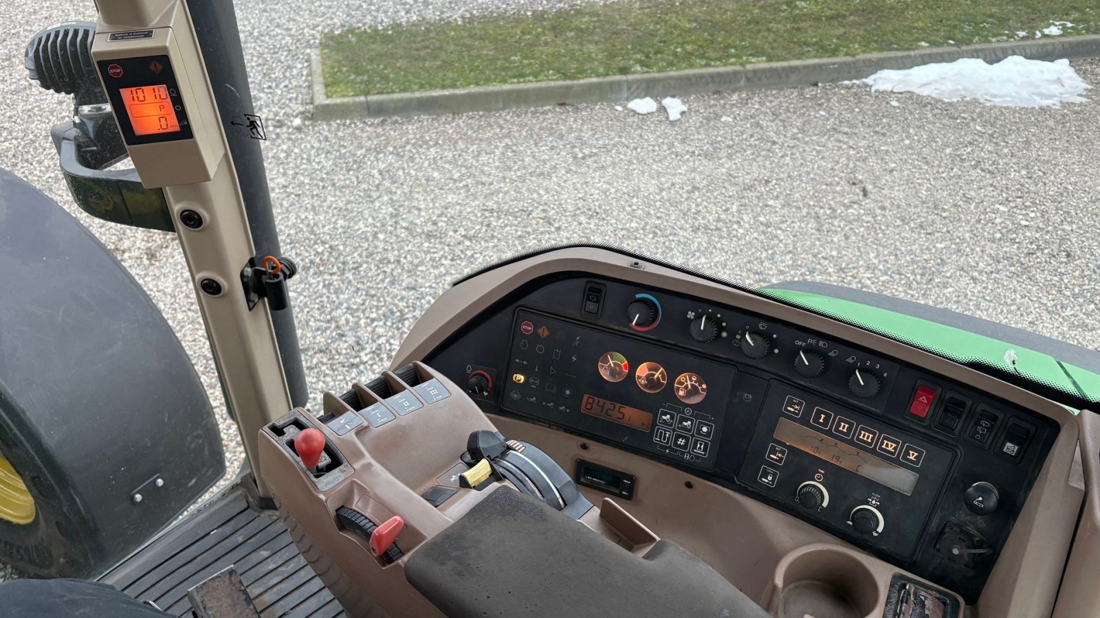 Traktor van het type John Deere 8100, Gebrauchtmaschine in Støvring (Foto 6)