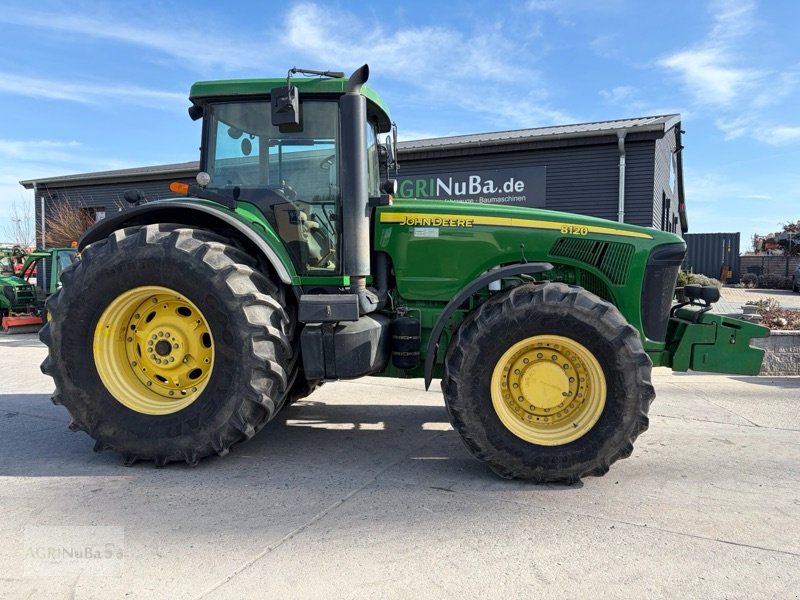 Traktor типа John Deere 8120 PowrShift, Gebrauchtmaschine в Prenzlau (Фотография 2)