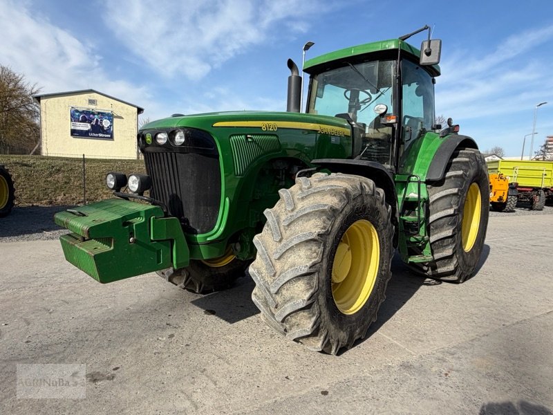 Traktor типа John Deere 8120 PowrShift, Gebrauchtmaschine в Prenzlau (Фотография 8)