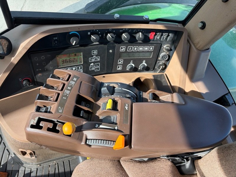 Traktor типа John Deere 8120 PowrShift, Gebrauchtmaschine в Prenzlau (Фотография 24)