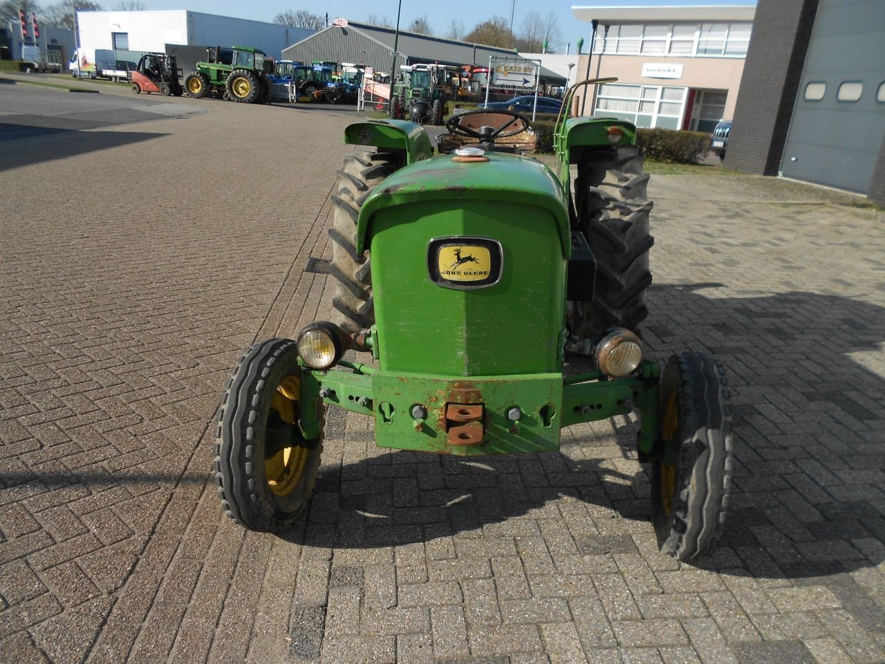 Traktor tip John Deere 820, Gebrauchtmaschine in Oirschot (Poză 3)