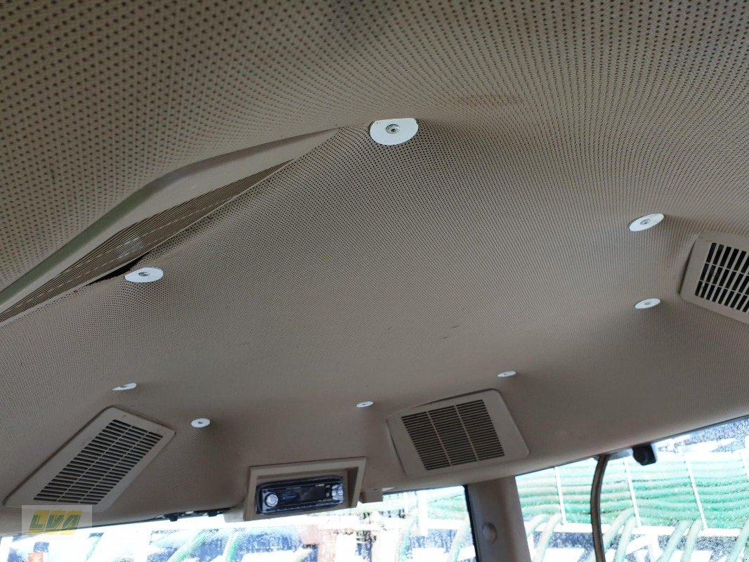 Traktor of the type John Deere 8200, Gebrauchtmaschine in Schenkenberg (Picture 11)