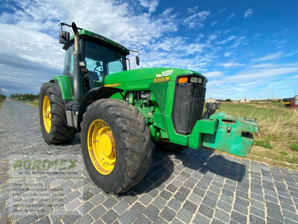 Traktor del tipo John Deere 8200, Gebrauchtmaschine In Weißenschirmbach (Immagine 3)