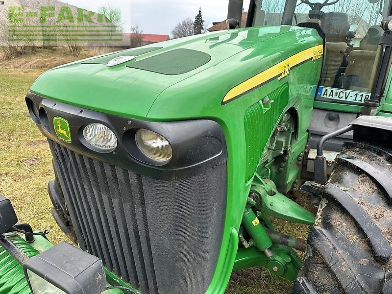 Traktor от тип John Deere 8220 ils, Gebrauchtmaschine в SZEGED (Снимка 12)