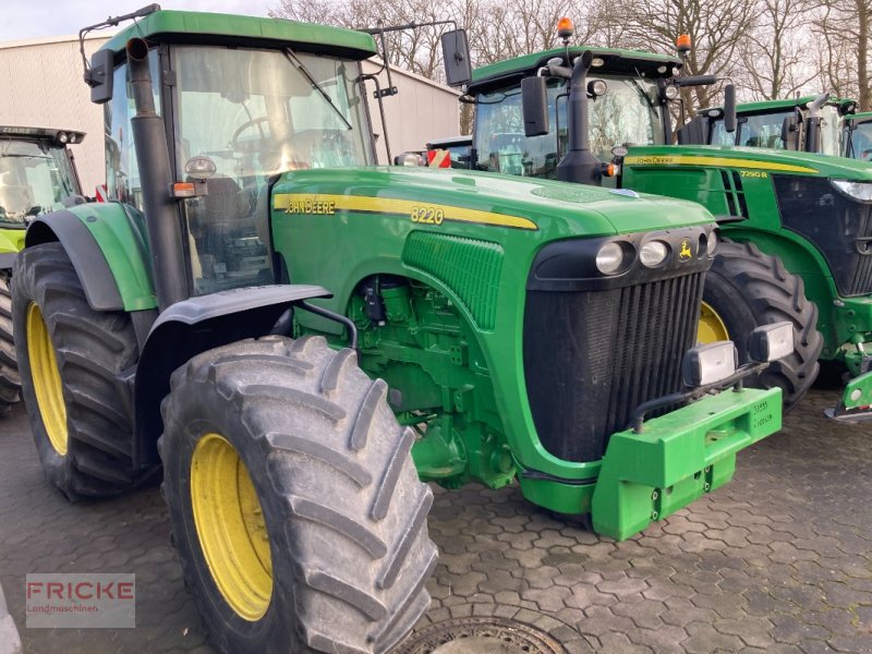Traktor del tipo John Deere 8220 Powershift, Gebrauchtmaschine en Bockel - Gyhum