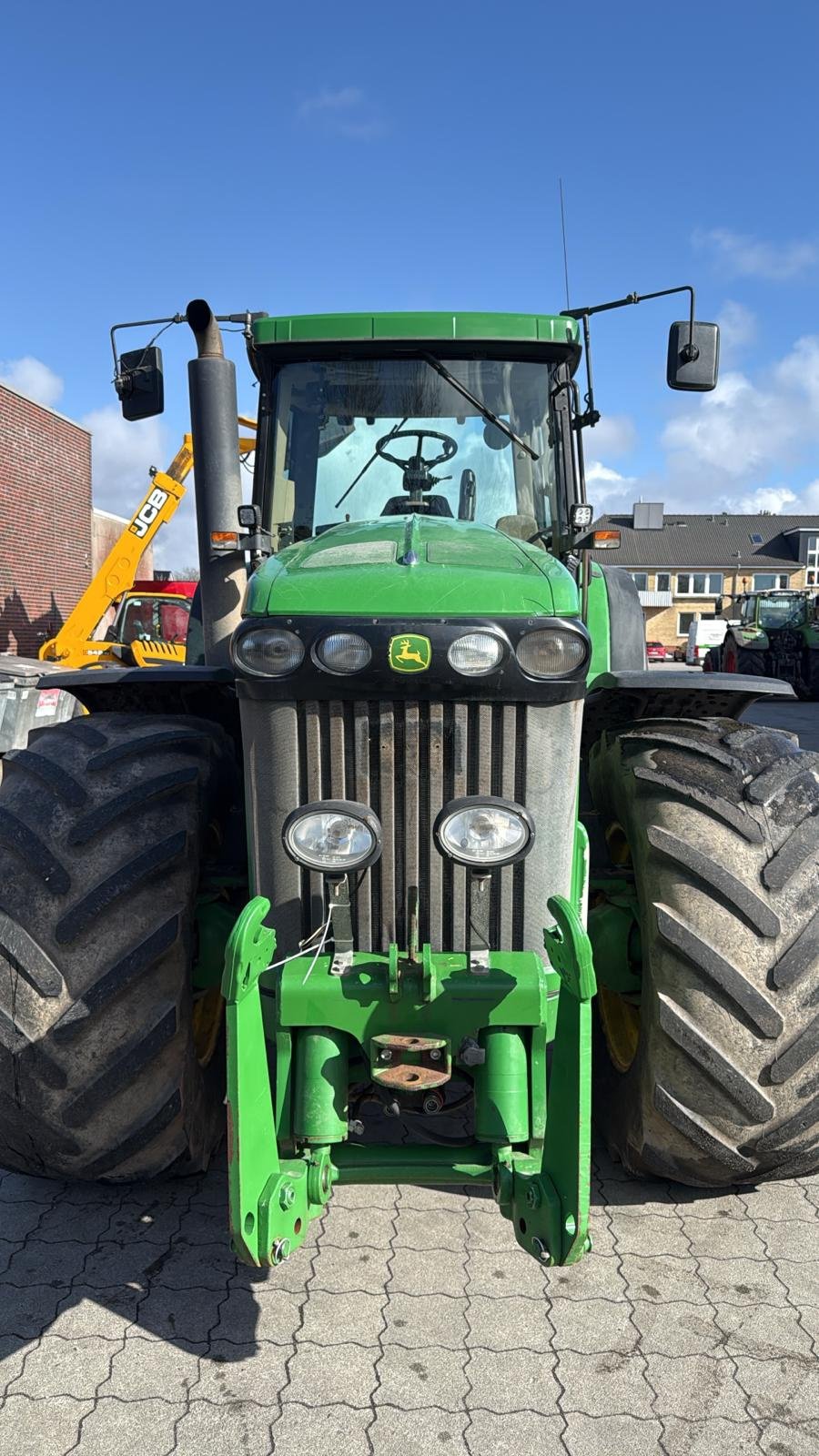 Traktor of the type John Deere 8220, Gebrauchtmaschine in Husum (Picture 2)