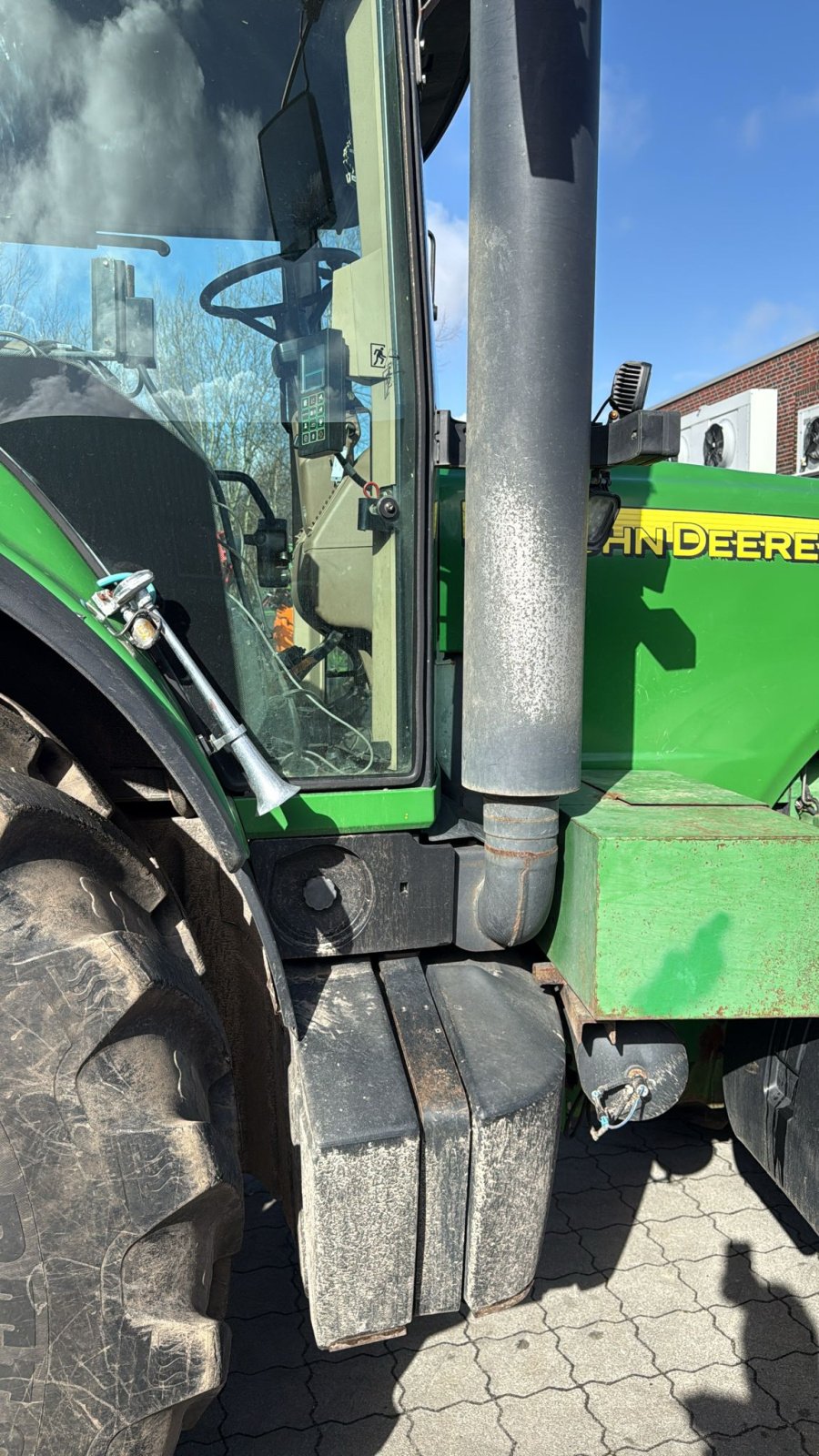 Traktor of the type John Deere 8220, Gebrauchtmaschine in Husum (Picture 11)