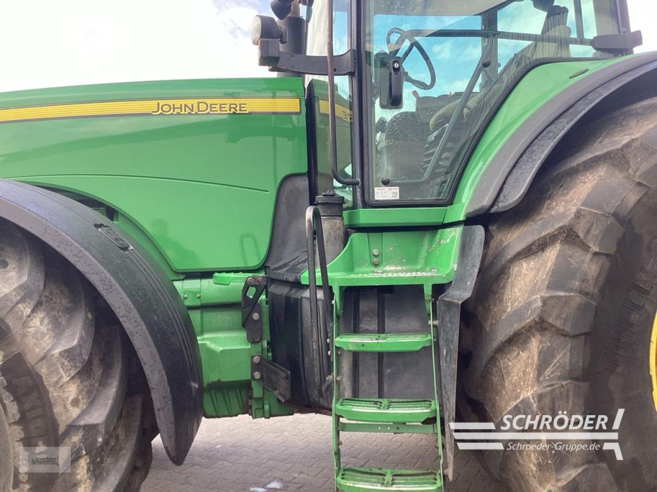 Traktor van het type John Deere 8230 AUTOPOWER, Gebrauchtmaschine in Lastrup (Foto 3)