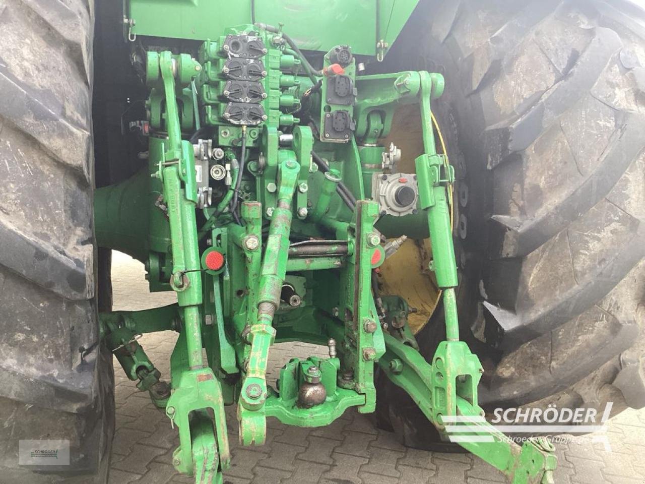 Traktor van het type John Deere 8230 AUTOPOWER, Gebrauchtmaschine in Lastrup (Foto 4)