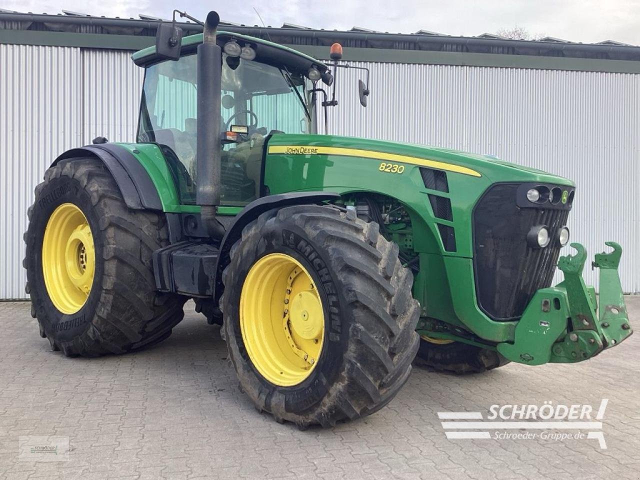 Traktor van het type John Deere 8230 AUTOPOWER, Gebrauchtmaschine in Lastrup (Foto 5)