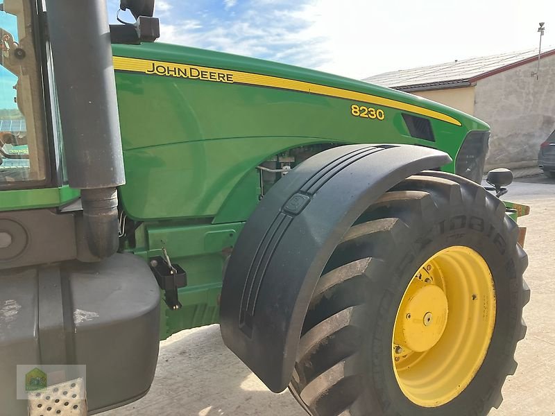 Traktor tip John Deere 8230 ILS, Powr Shift, Gebrauchtmaschine in Salsitz (Poză 11)