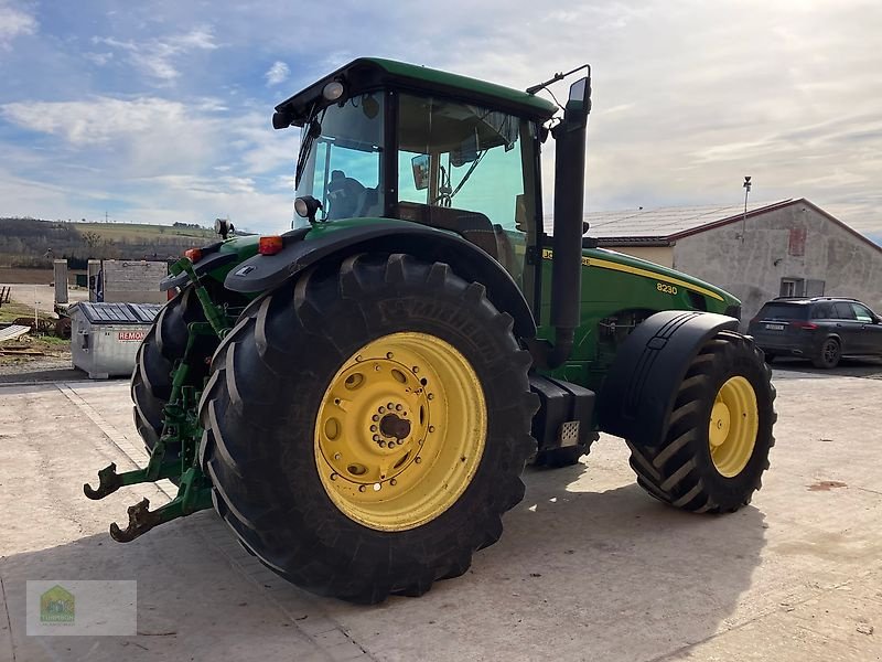 Traktor tip John Deere 8230 ILS, Powr Shift, Gebrauchtmaschine in Salsitz (Poză 12)