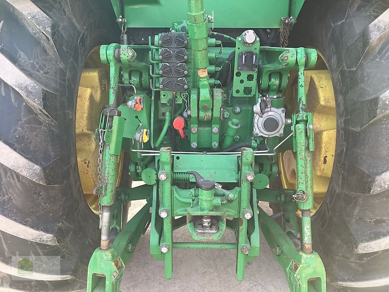 Traktor tip John Deere 8230 ILS, Powr Shift, Gebrauchtmaschine in Salsitz (Poză 18)