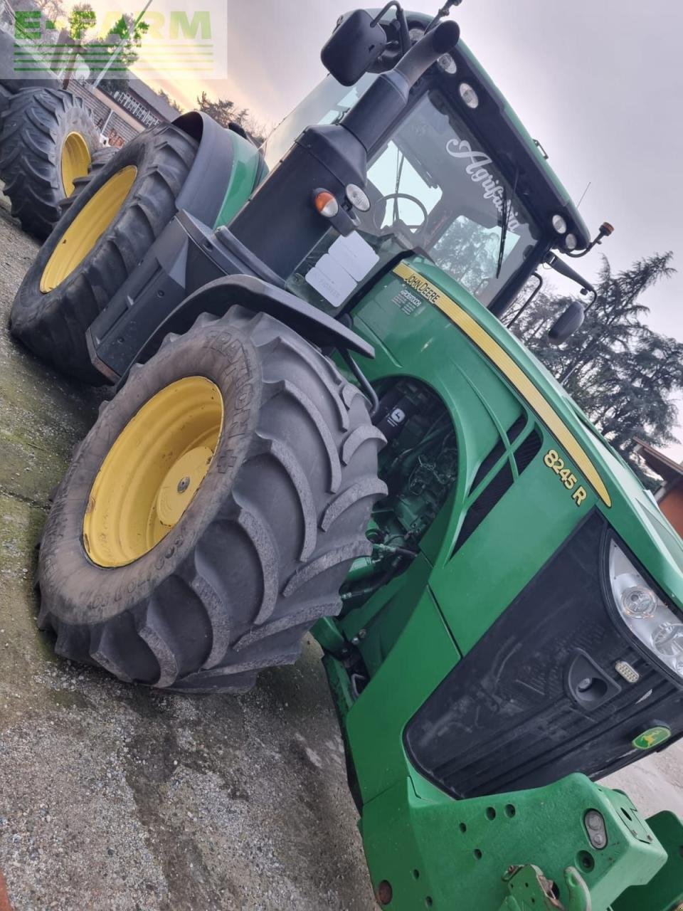 Traktor типа John Deere 8245 R, Gebrauchtmaschine в Hamburg (Фотография 5)