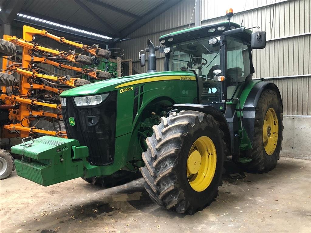 Traktor a típus John Deere 8245r Autopower E23. GPS. AutoSteer. JD StarFire 6000 Antenne. Command Center 4600. 10" Display. Luftbremser., Gebrauchtmaschine ekkor: Kolding (Kép 1)