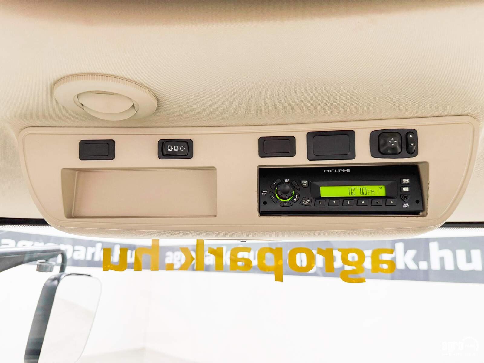 Traktor типа John Deere 8245R, Gebrauchtmaschine в Csengele (Фотография 17)