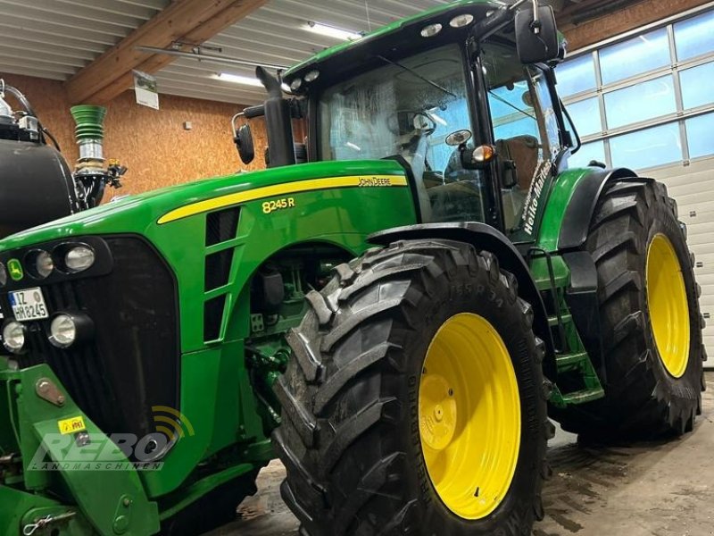 Traktor typu John Deere 8245R, Gebrauchtmaschine v Albersdorf (Obrázek 1)