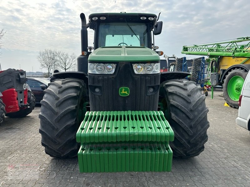 Traktor tip John Deere 8260R AutoPowr Getriebe repariert, Gebrauchtmaschine in Neubrandenburg (Poză 3)