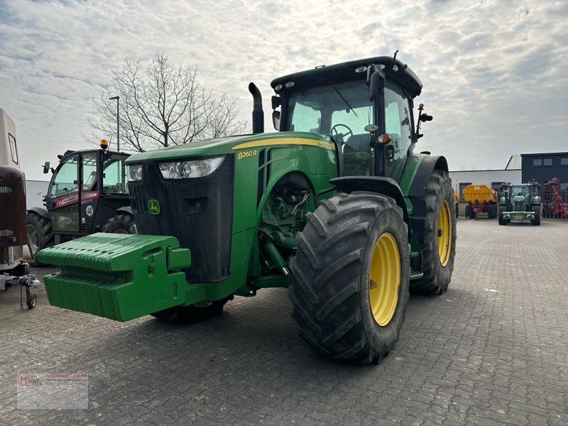 Traktor tip John Deere 8260R AutoPowr Getriebe repariert, Gebrauchtmaschine in Neubrandenburg (Poză 2)