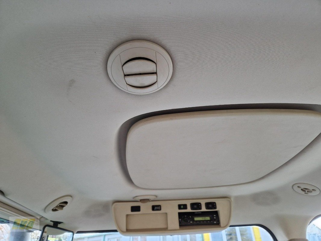 Traktor του τύπου John Deere 8270R PowrShift, Gebrauchtmaschine σε Schenkenberg (Φωτογραφία 13)