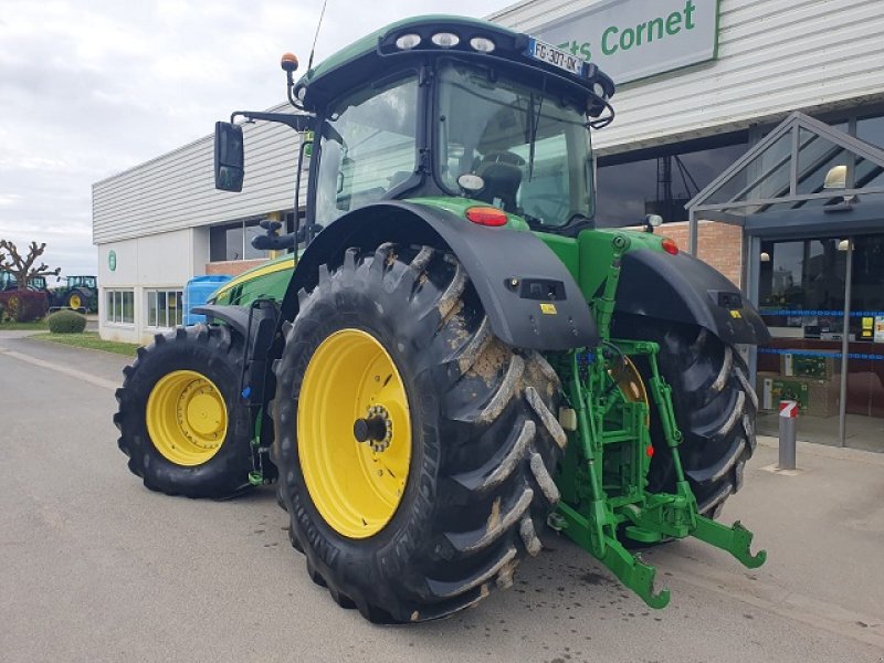 Traktor van het type John Deere 8270R, Gebrauchtmaschine in PITHIVIERS Cedex (Foto 4)