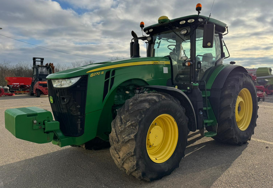 Traktor του τύπου John Deere 8270R, Gebrauchtmaschine σε Orţişoara (Φωτογραφία 3)