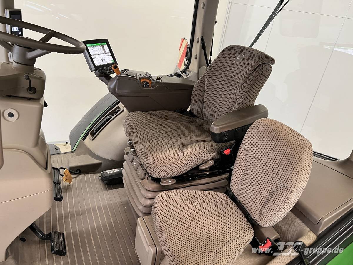 Traktor van het type John Deere 8270R, Gebrauchtmaschine in Sülzetal OT Altenweddingen (Foto 9)