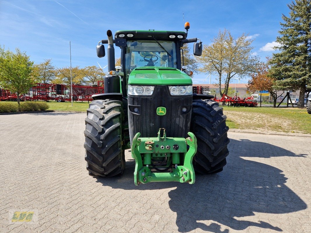 Traktor typu John Deere 8285R PowerShift, Gebrauchtmaschine v Schenkenberg (Obrázek 2)