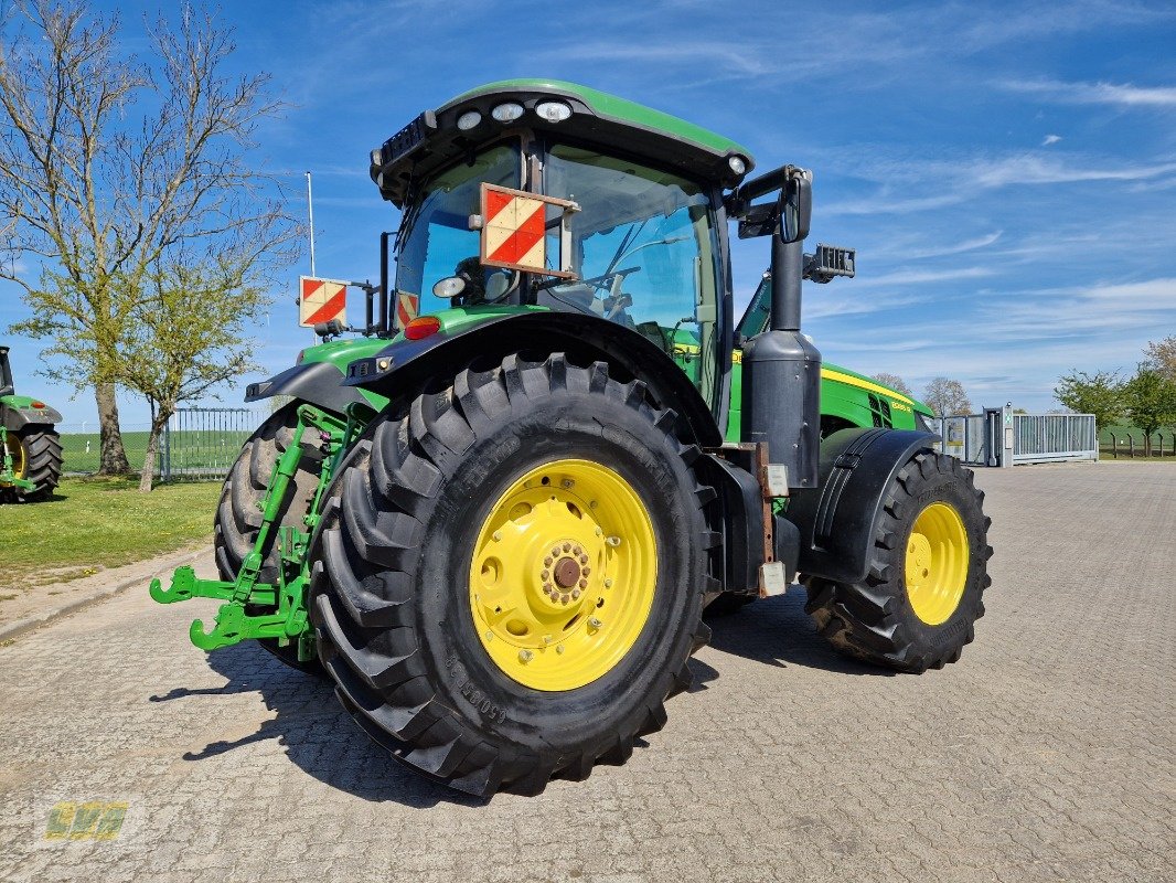 Traktor typu John Deere 8285R PowerShift, Gebrauchtmaschine v Schenkenberg (Obrázek 8)