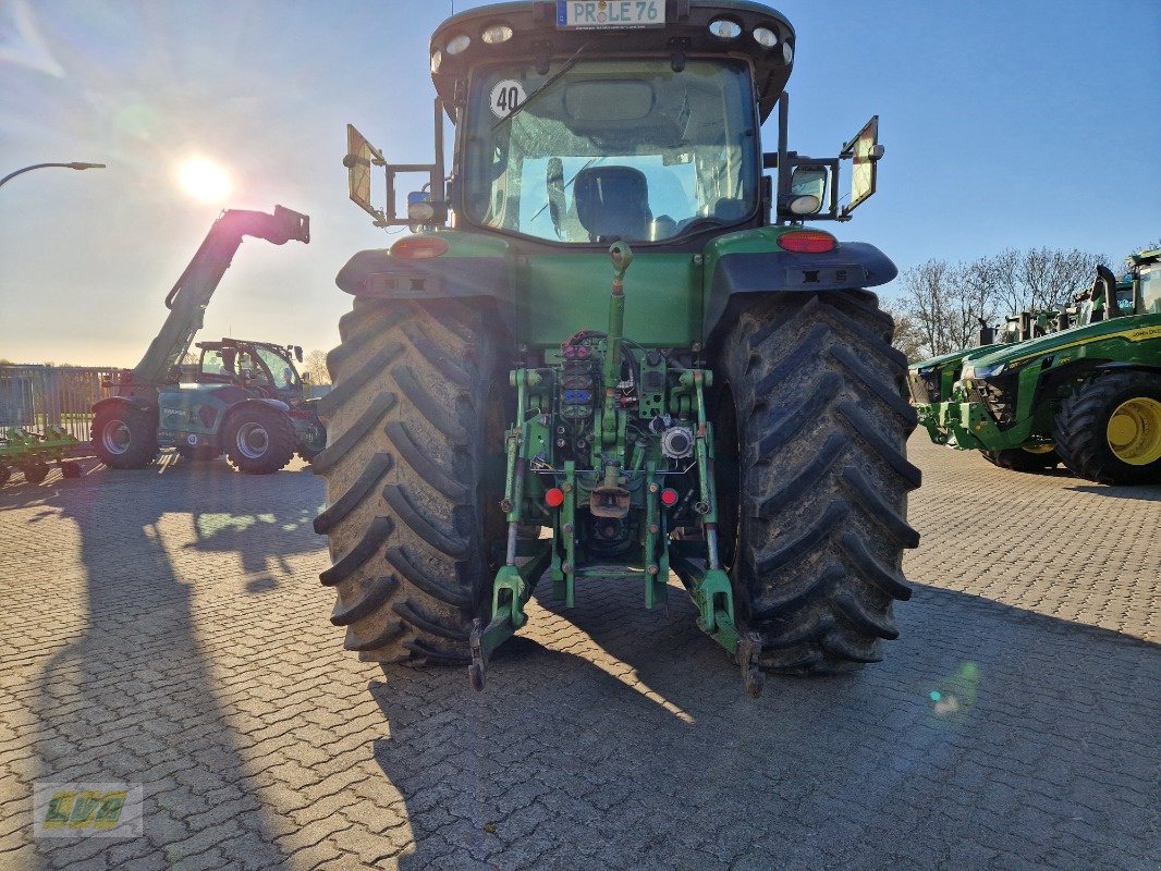 Traktor от тип John Deere 8285R PowerShift, Gebrauchtmaschine в Schenkenberg (Снимка 4)
