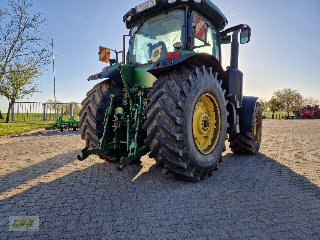 Traktor от тип John Deere 8285R PowerShift, Gebrauchtmaschine в Schenkenberg (Снимка 8)
