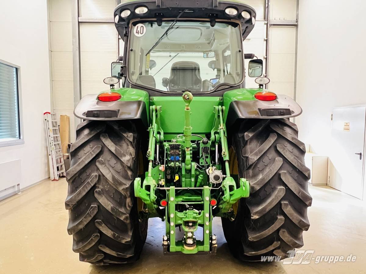 Traktor des Typs John Deere 8285R, Gebrauchtmaschine in Sülzetal OT Altenweddingen (Bild 7)